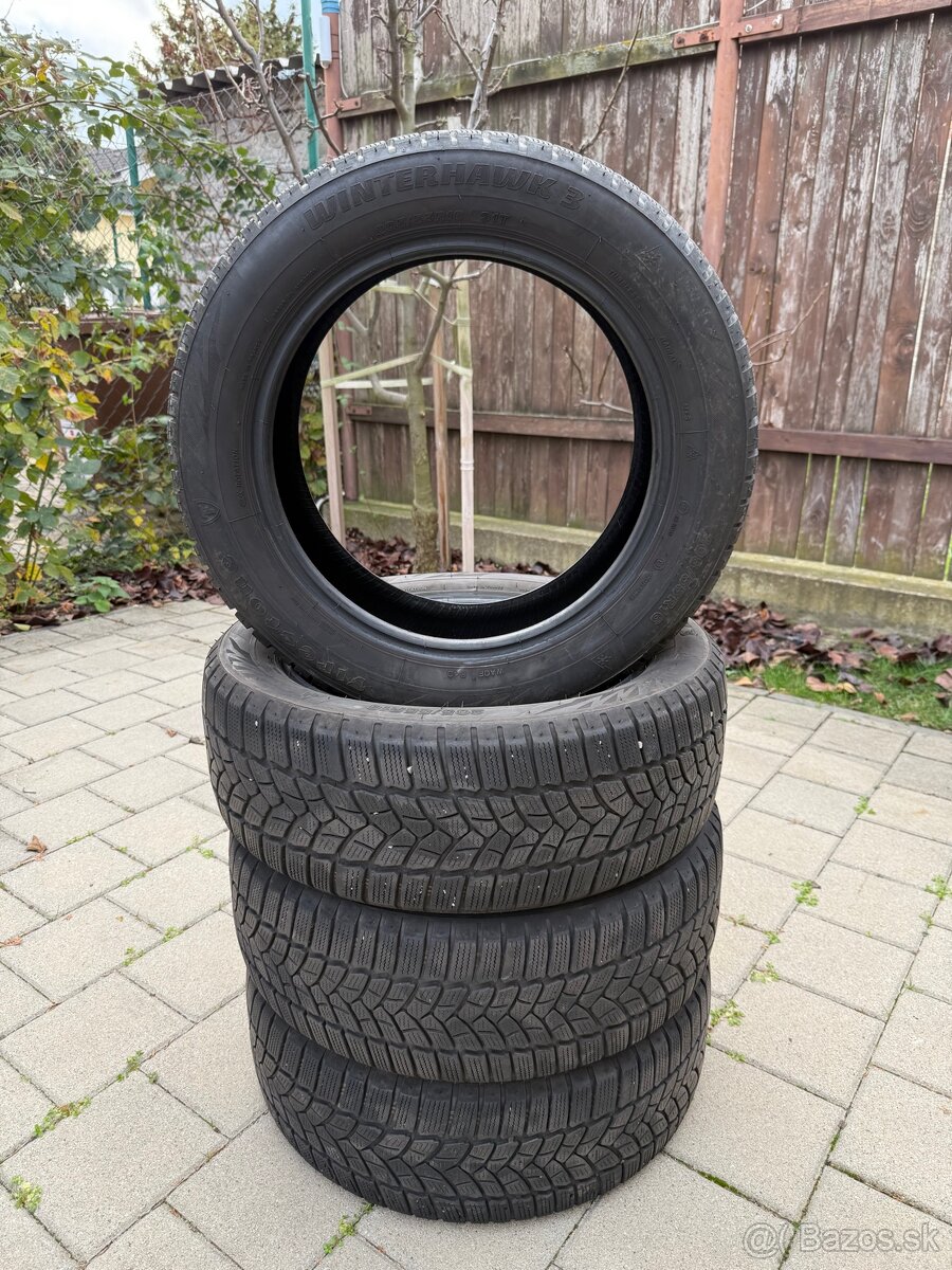 Zimné pneumatiky 205/55 R16