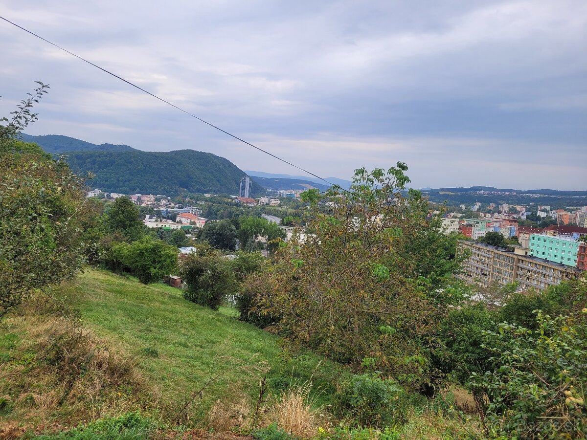 Predaj slnečný pozemok - bývanie blízko prírody,centra mesta