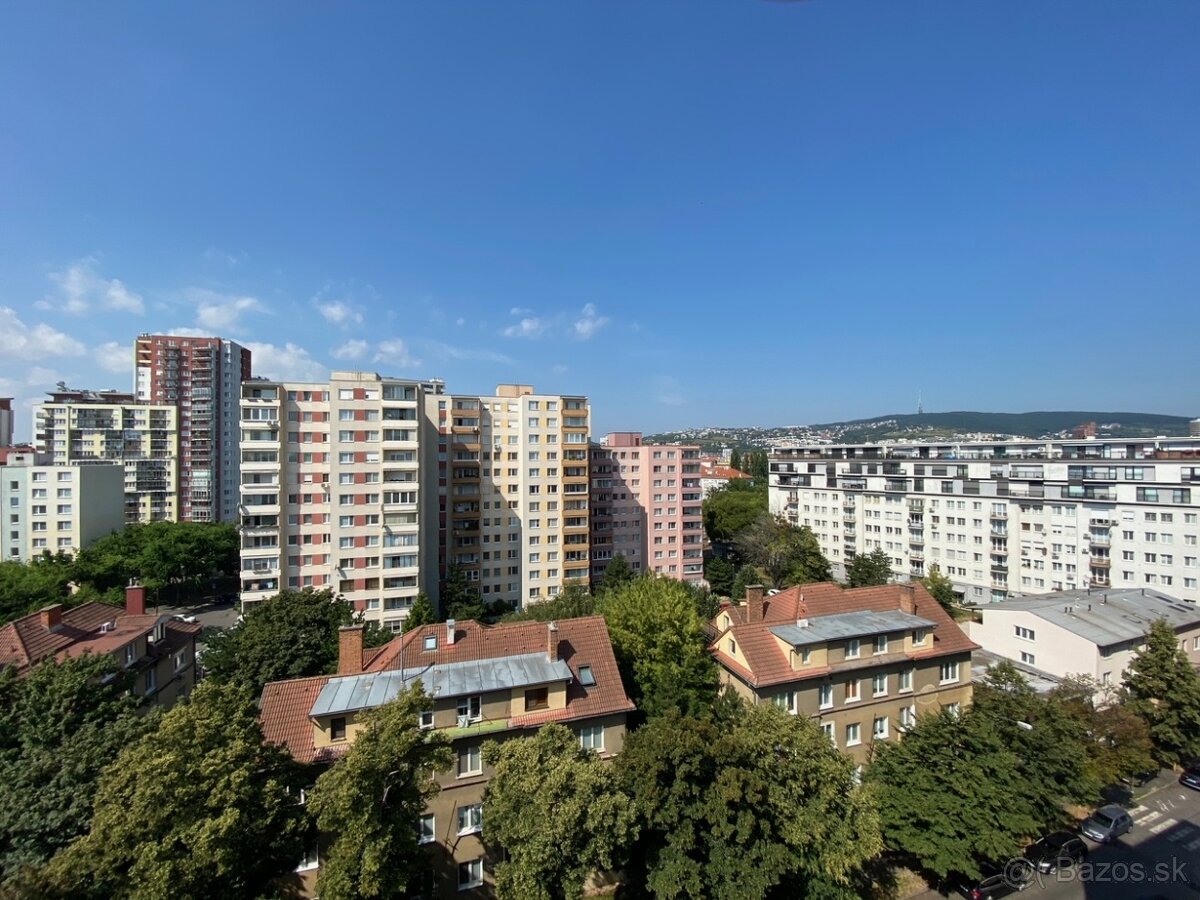 3i.byt 82m,loggia, Palkovičova ul. KLÍMA, širšie centrum