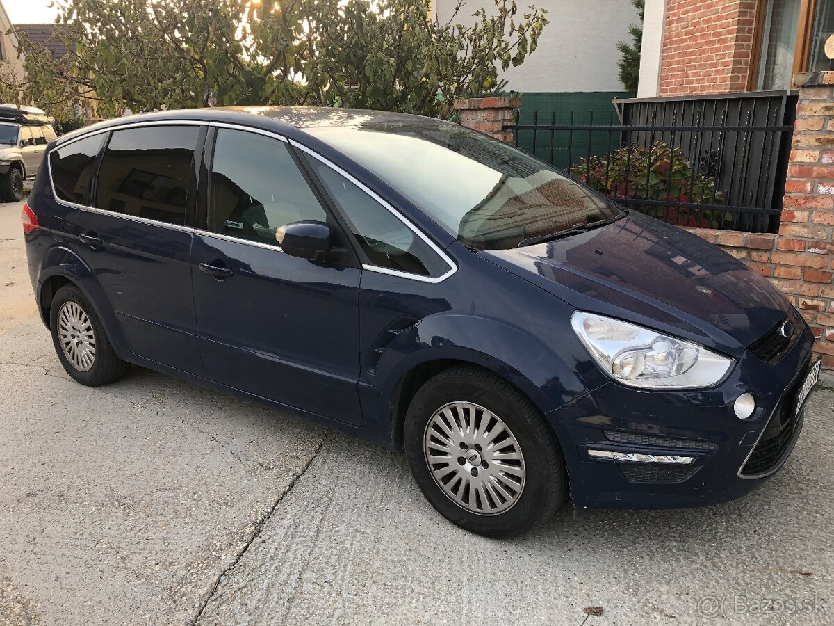 Predám Ford Smax