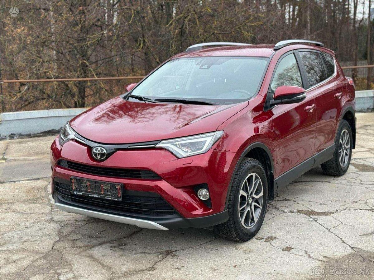 Toyota RAV4 nova zimna sada kolies