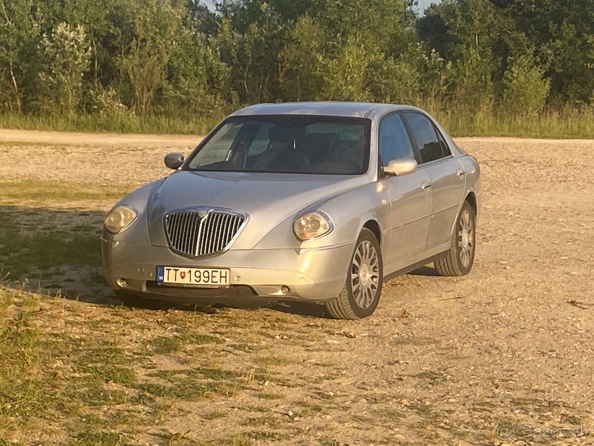 Lancia Thesis 2,4 110kW, plne pojazdná