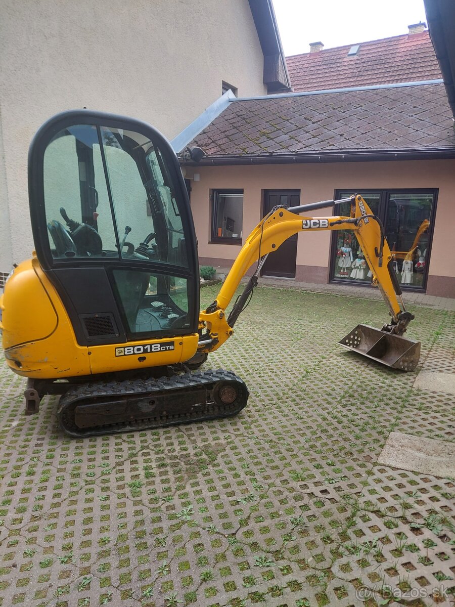 Jcb 8018CTS+ prives