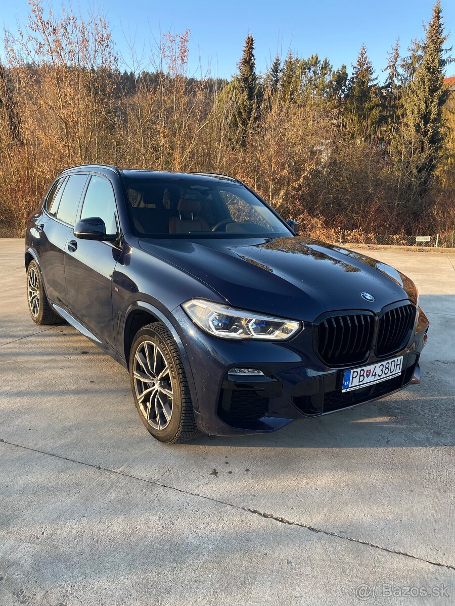 BMW X5, 30d, 2020, LED, HK, M-packet, Záruka