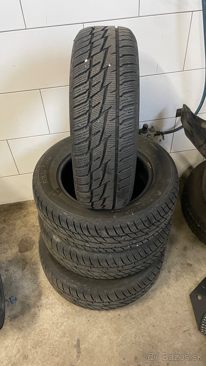 Predám zimné pneumatiky 195/65 R16