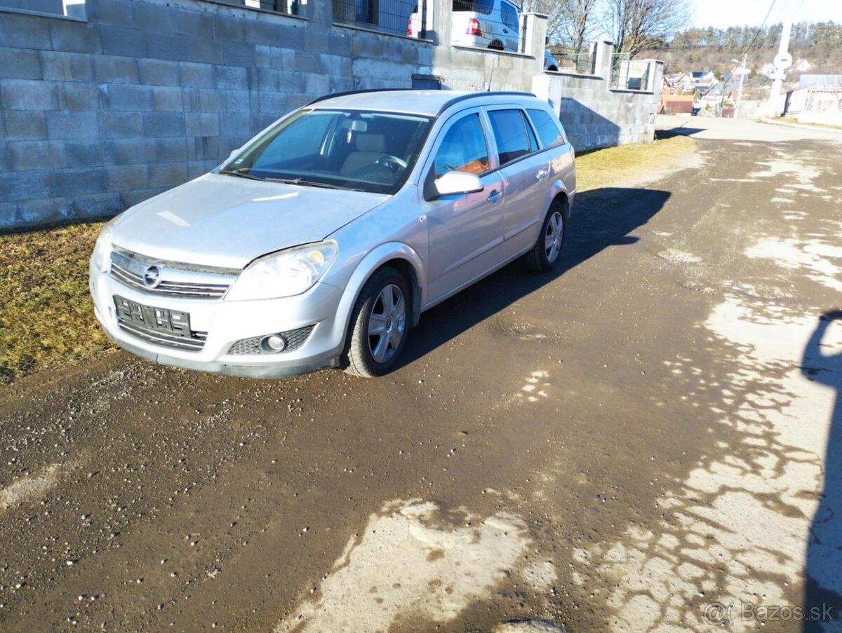 Rozpredám Opel Astra h 1.7 92kW