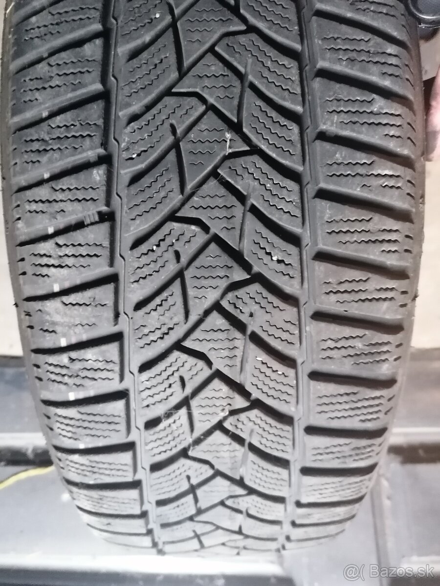 Pneumatiky Dunlop 205/60 R16 na Alu diskoch