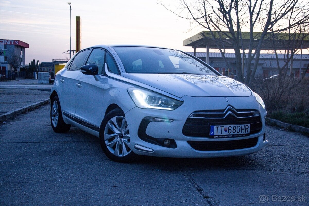 Citroën DS5 SEDAN 2.0 HDi