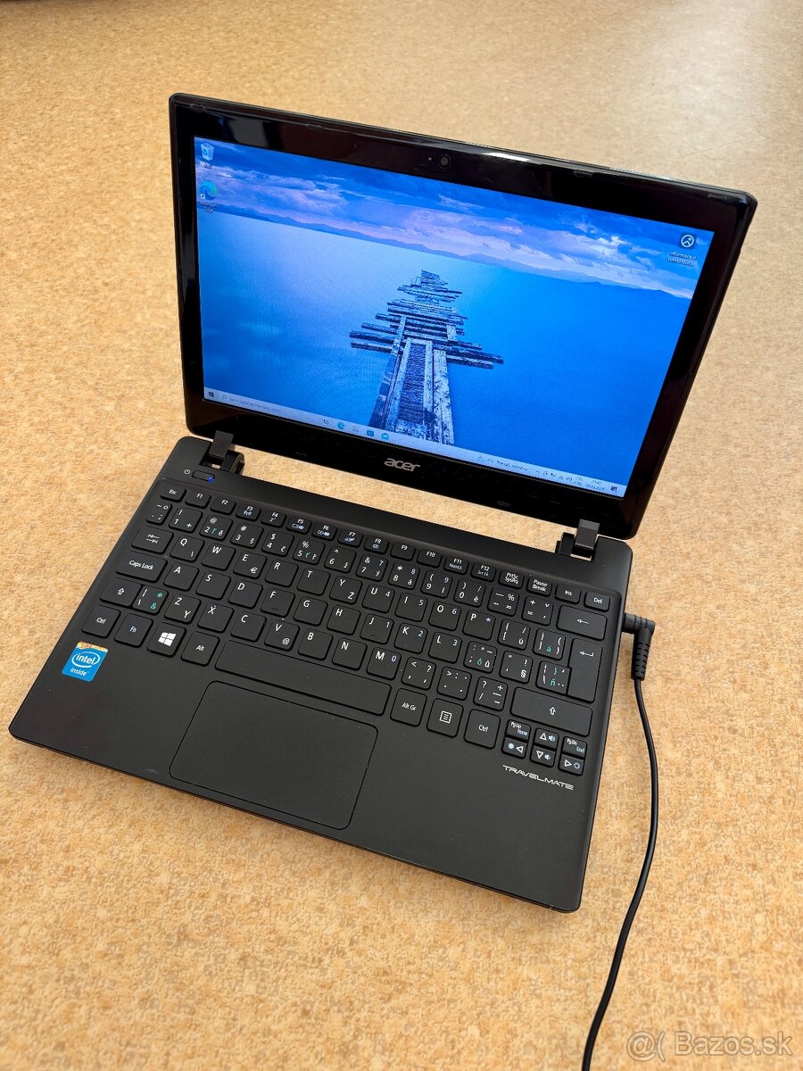 Acer TravelMate B113