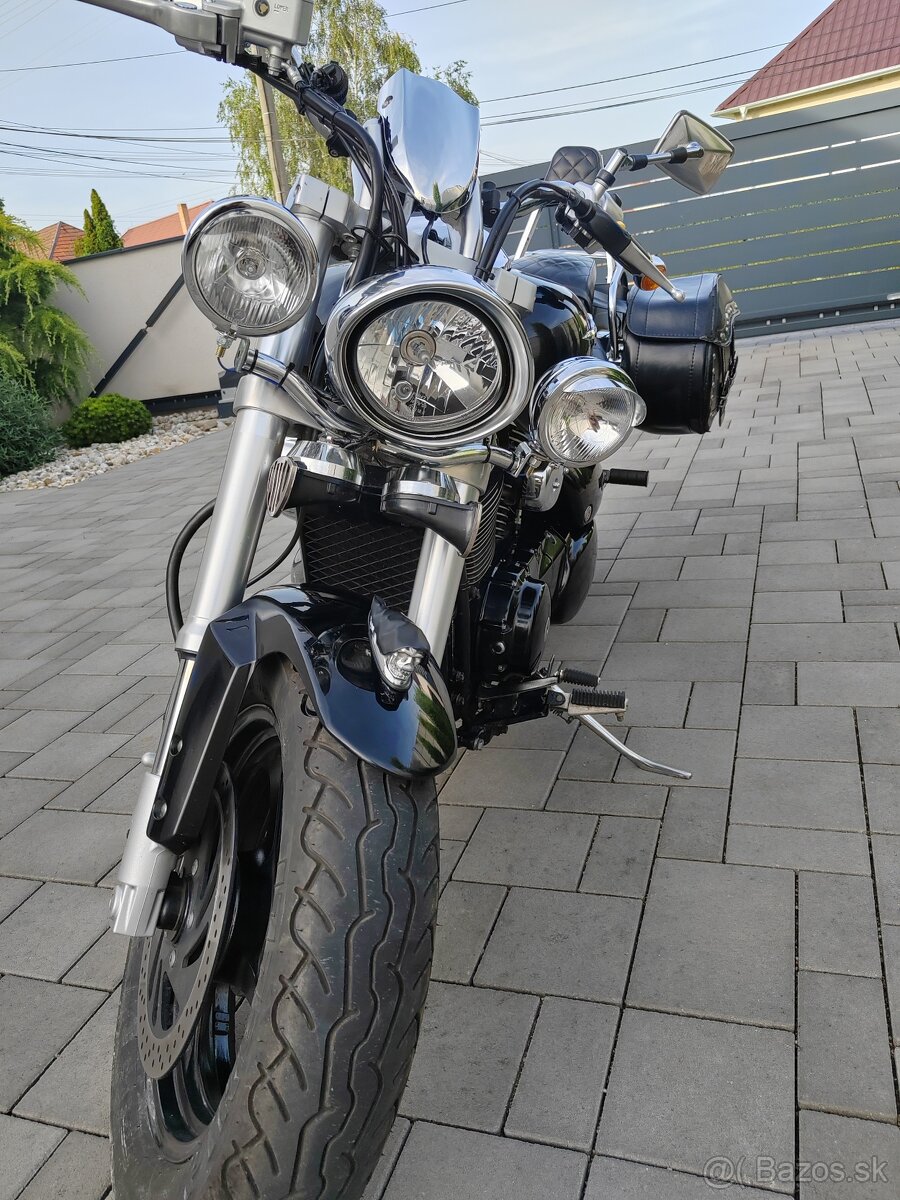 Predám SUZUKI INTRUDER 800