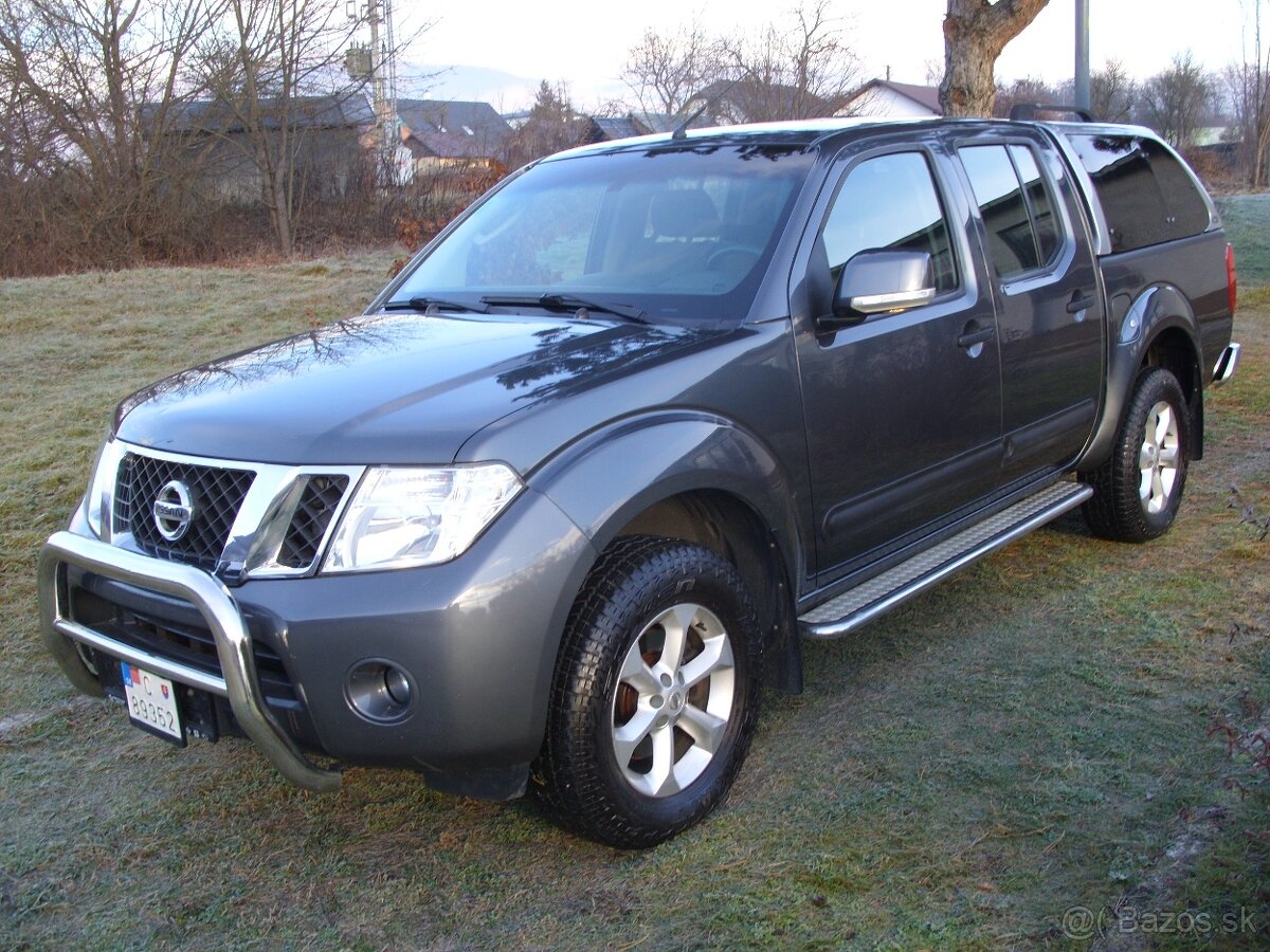 Nissan Navara DoubleCab 2.5 dCi 140Kw 135000KM Zadná uzavier