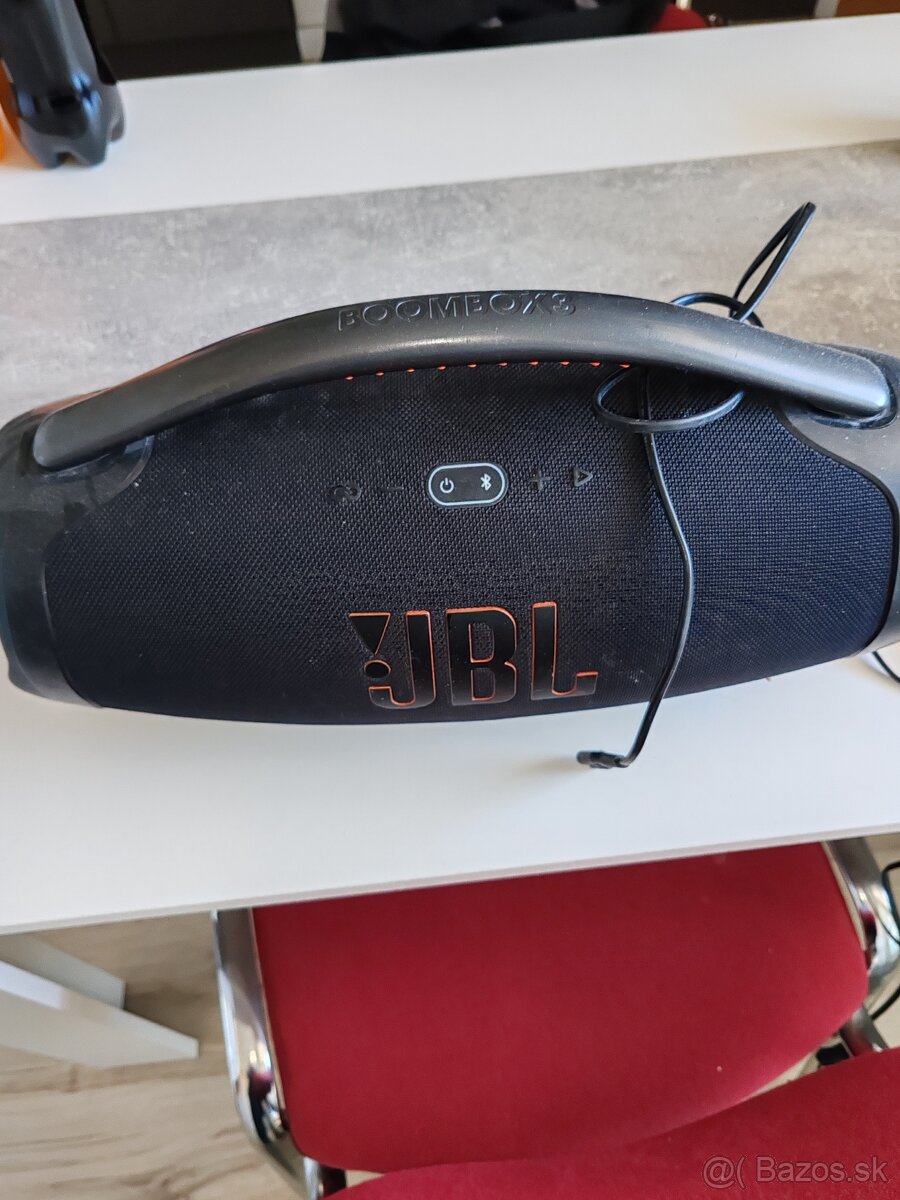 Jbl boom box 3