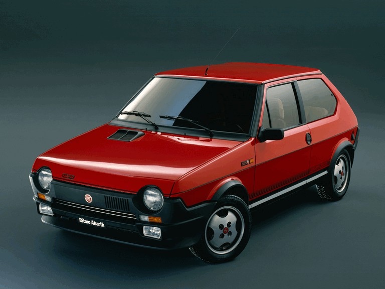 120% kompletny Fiat ritmo 125TC abarth MK1-NOVA PLECHARINA