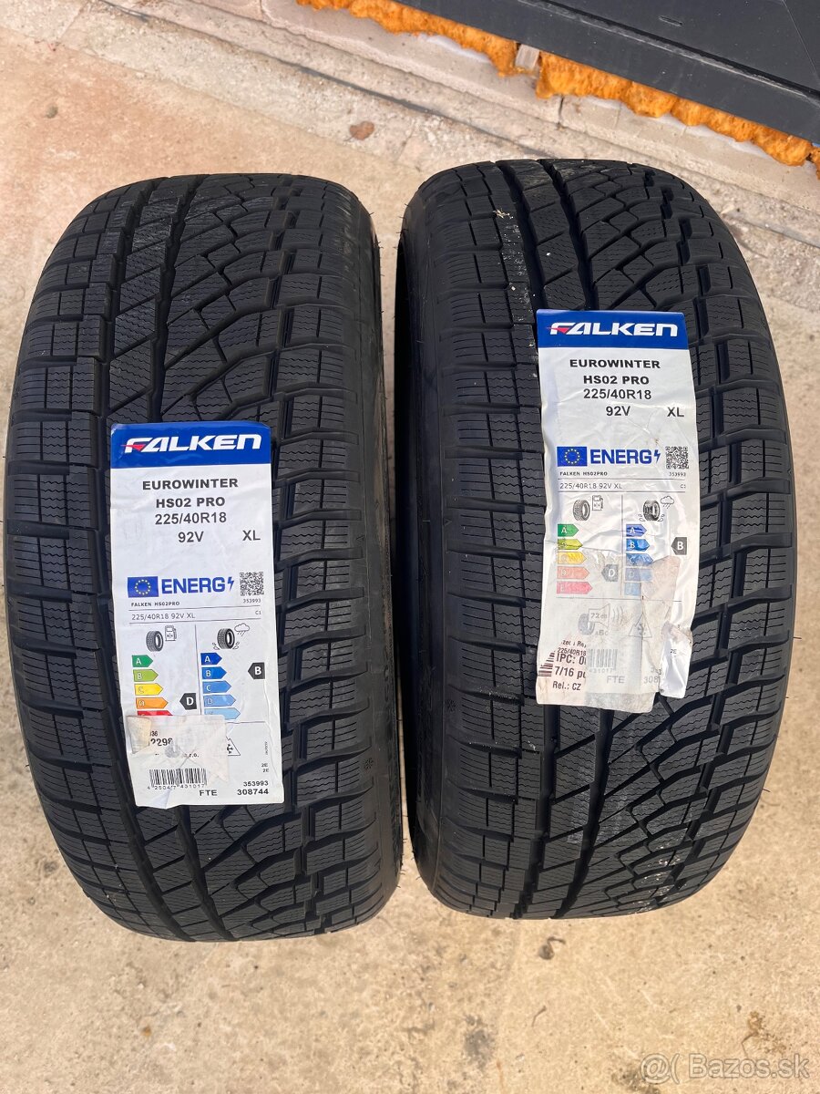 Pneumatiky 225/40R18 Falken