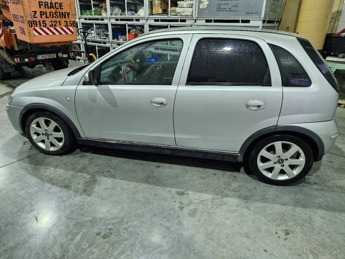 Opel Corsa C 1.2  55kw benzín automat