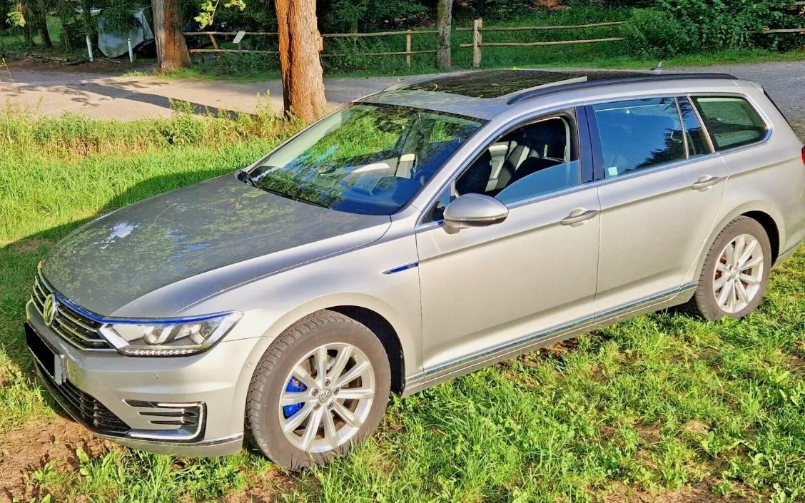 VW Passat GTE, 2016, 126 000 km