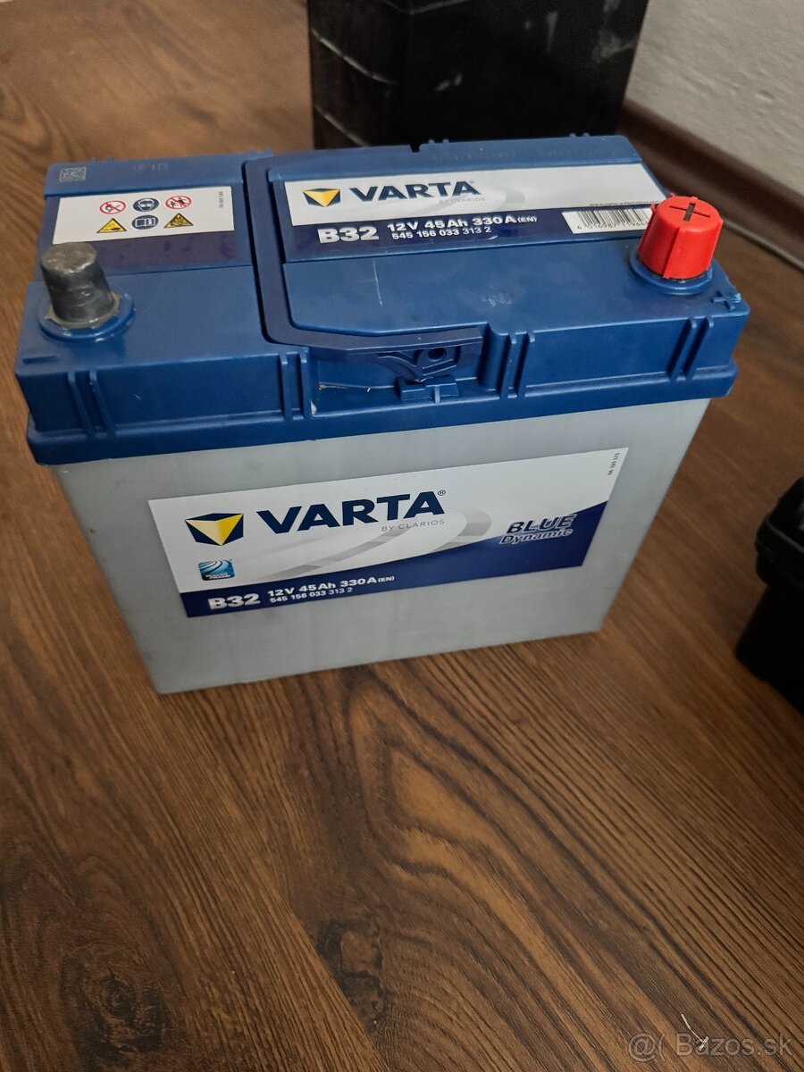 VARTA 12 V Batéria 45Ah