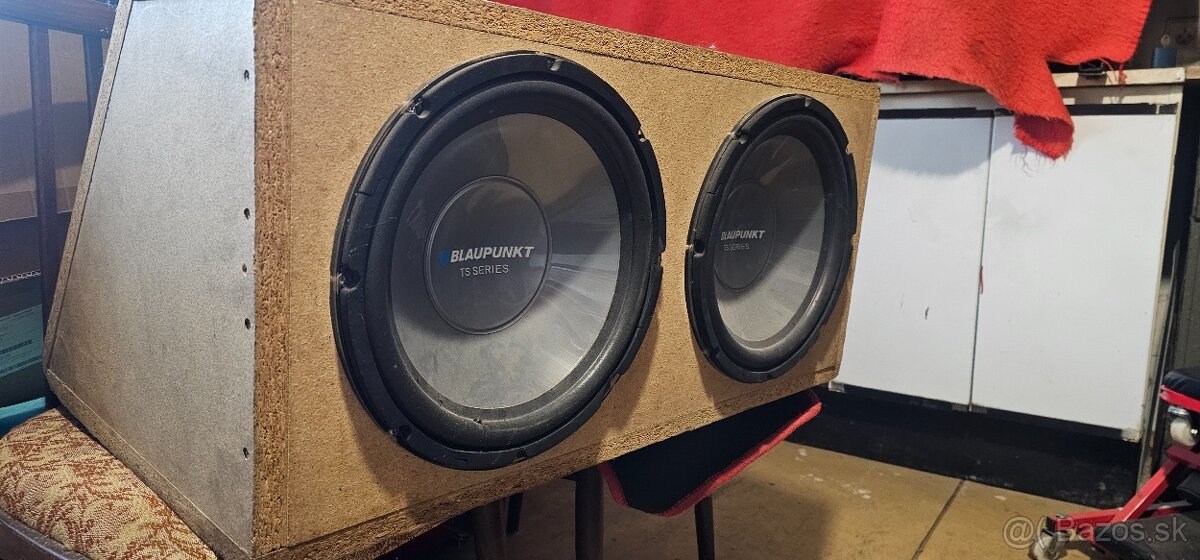 Aktívny subwoofer Blaupunkt subofer do auta