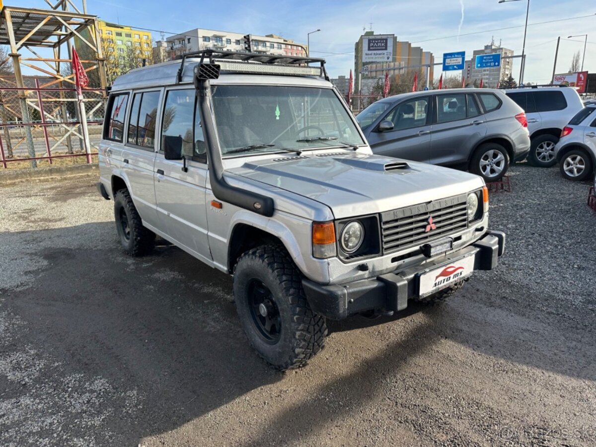 Mitsubishi Pajero Wagon