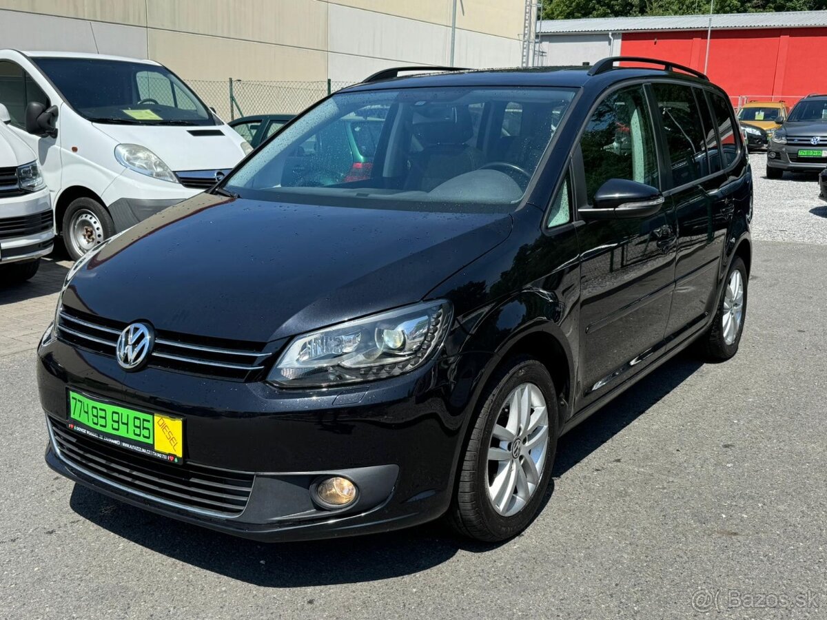 ► VW TOURAN 2,0 TDI - 103 kW, PARKO.KAMERA BI-XENON◄