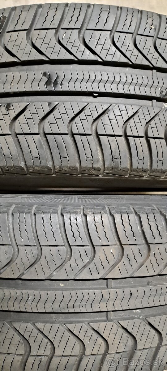 Predám 2ks jazdené celoročne 205/55r16-91H Pirelli