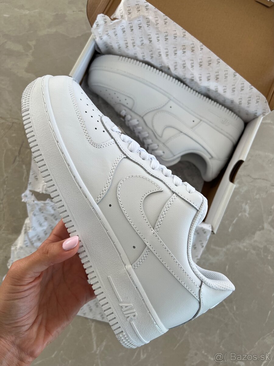 Nike Air Force 1 biele tenisky