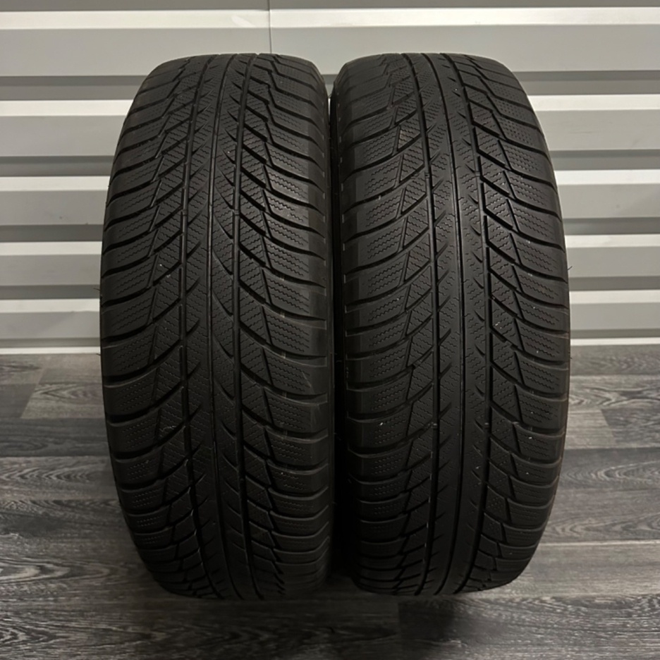 2ks pneu 215/65/17 BRIDGESTONE