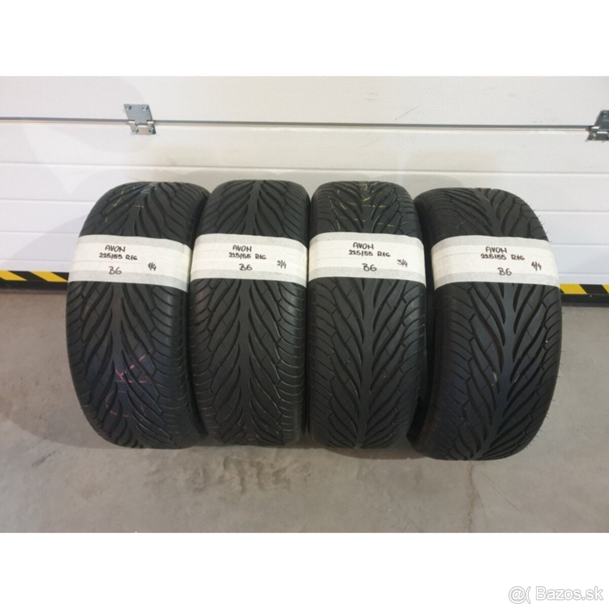 Sada letných pneumatík 225/55 R16 AVON