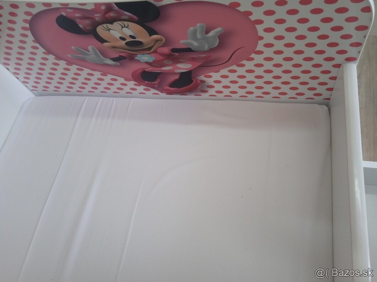 Predám detskú posteľ Minnie ..ako nová KRASNA