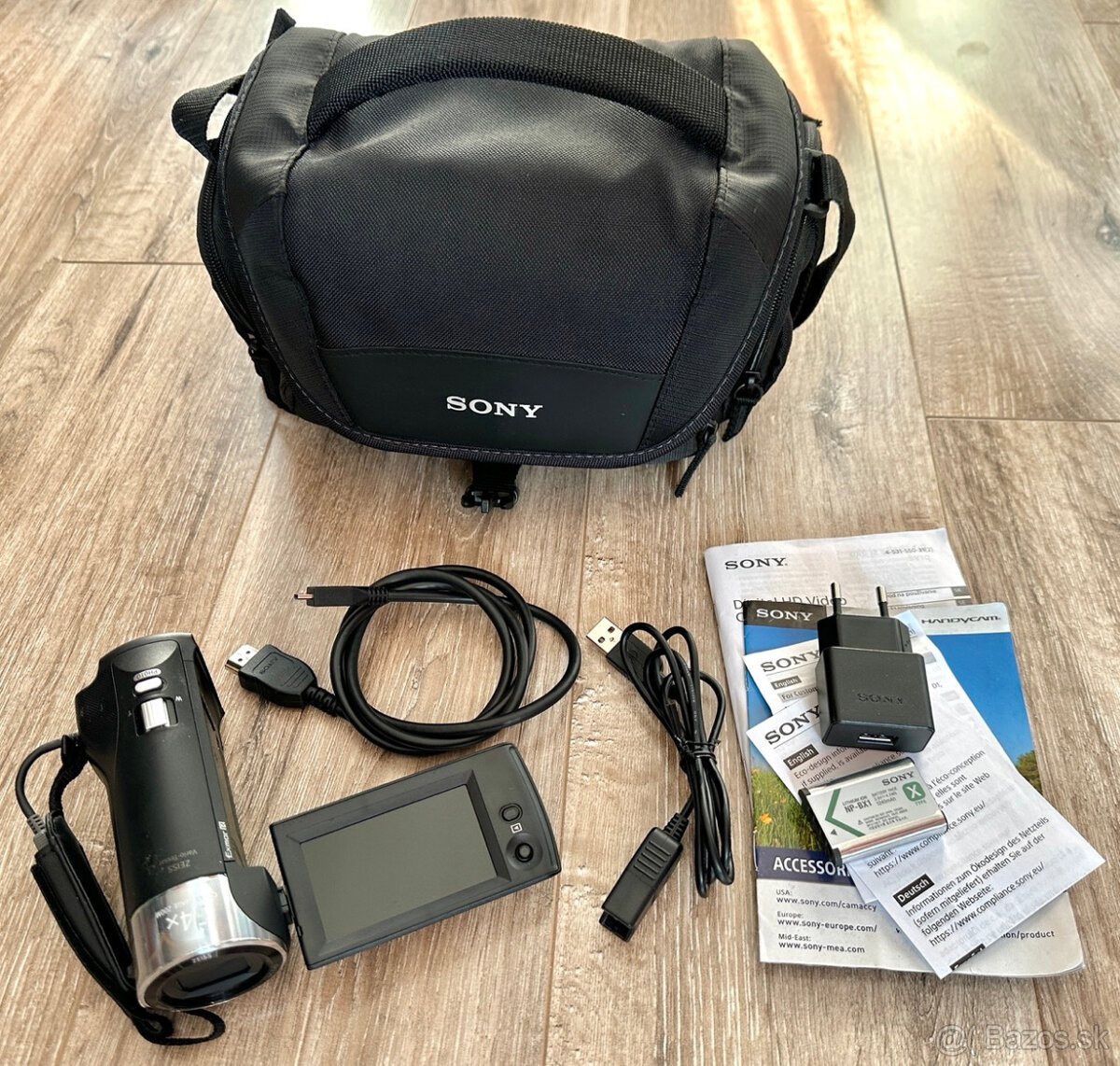 Sony HDR-CX240E