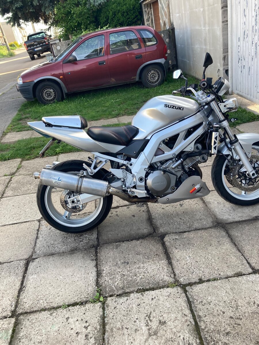 Suzuki SV1000