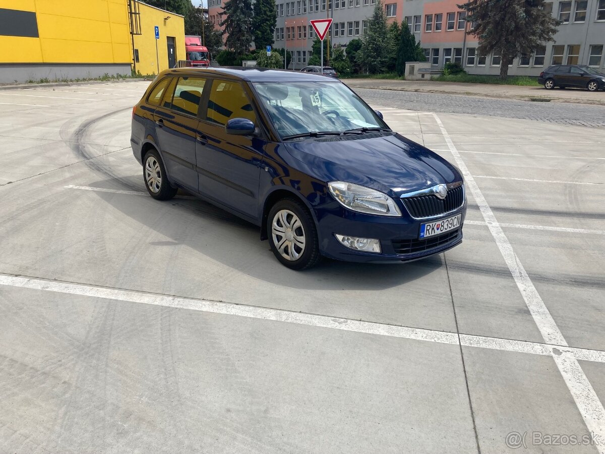 Škoda Fabia Combi 1.2 HTP 12V Elegance