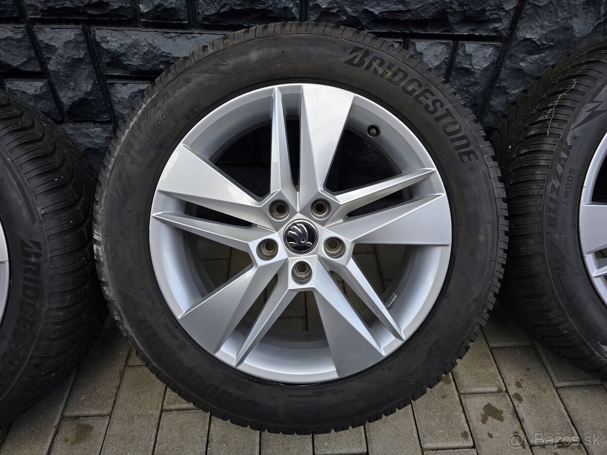 5x112 R17 Škoda Markab 215/55 R17 Superb 3