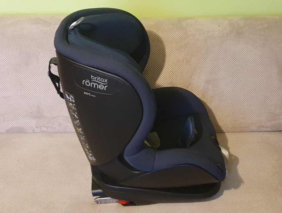 Autosedačka Britax Römer
Trifix2 i-Size 76-105cm