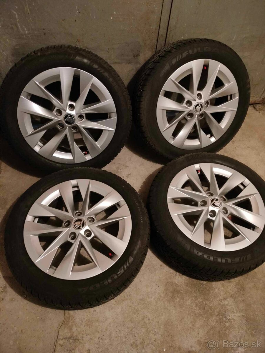 4ks alu disky orig. Škoda 5x112 R17 zanovne 205/55 R17 8mm