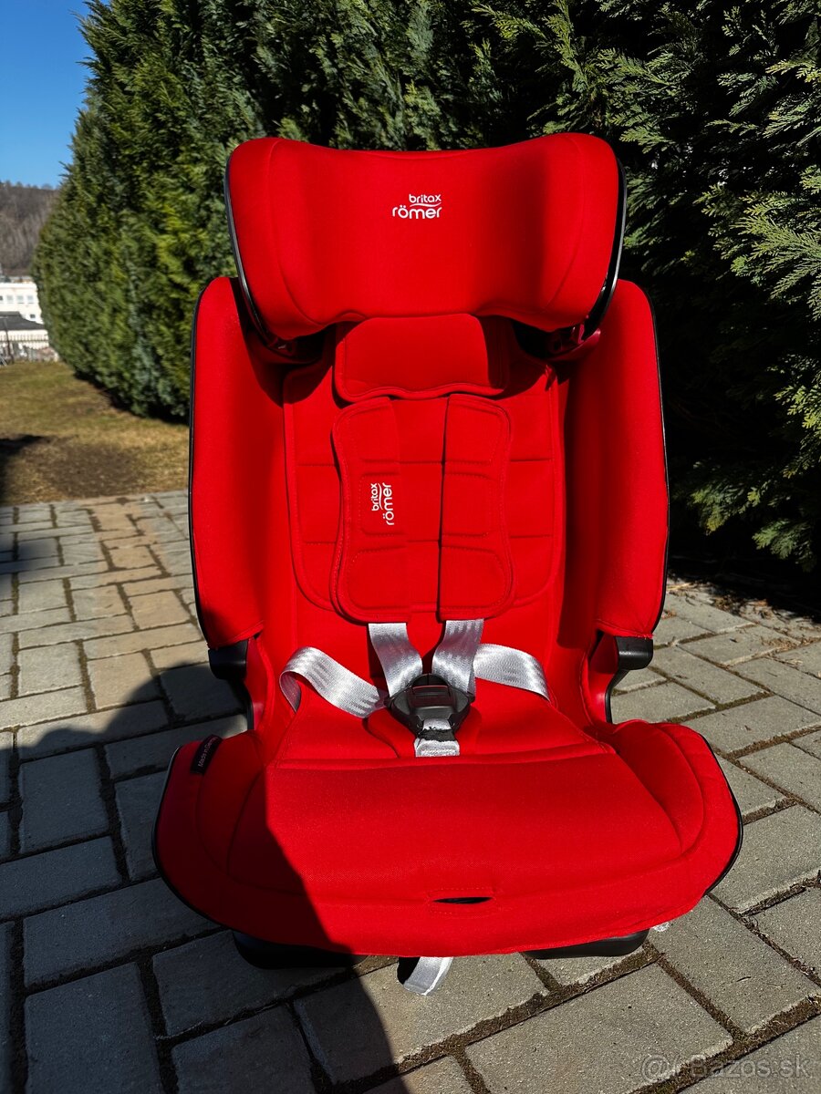 BRITAX RÖMER Advansafix IV R Fire Red 2021