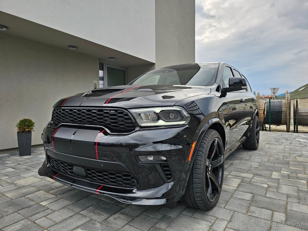 Dodge Durango 5.7L V8 HEMI 4WD A/T 2021 nový model 6 miest