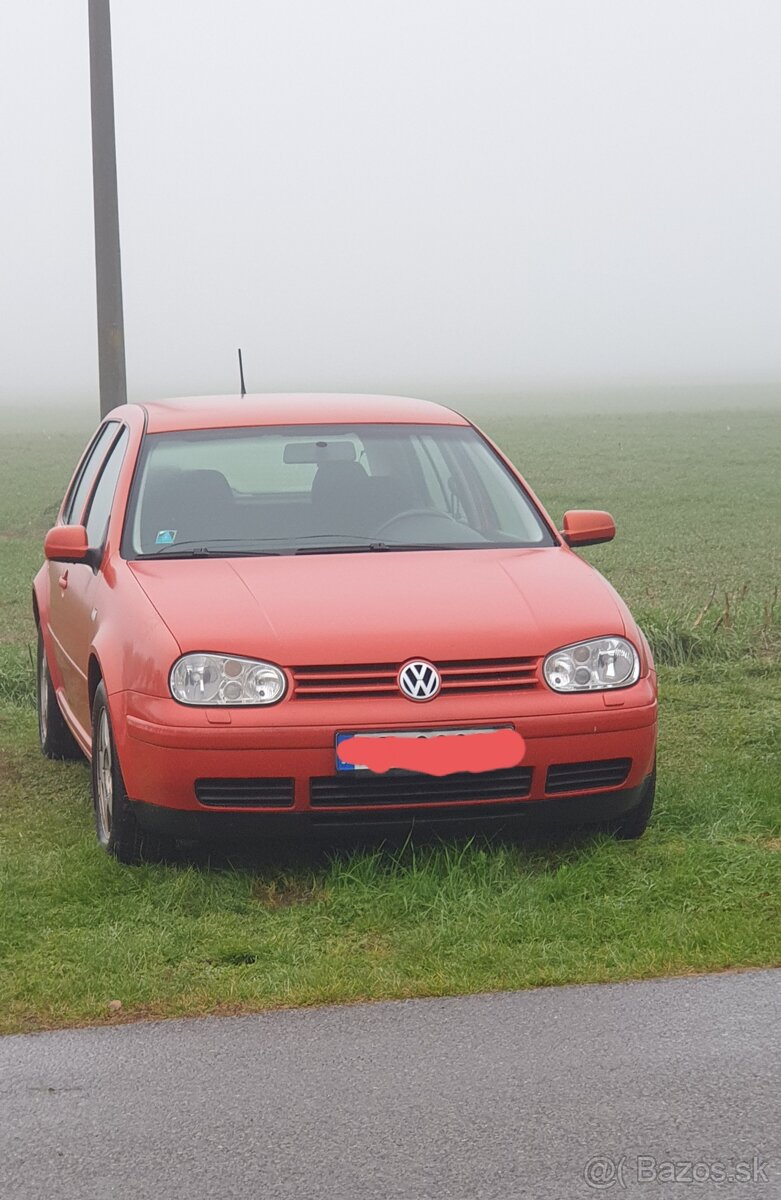 Golf IV. 1,6 benzín r.v.1998