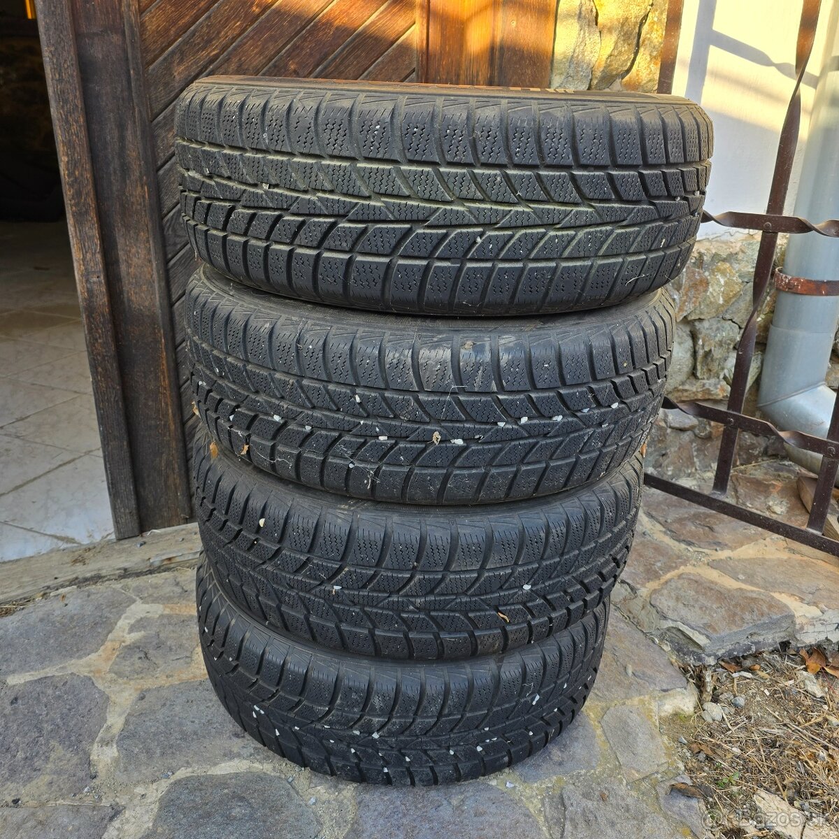 185/60 r15 zimna sada