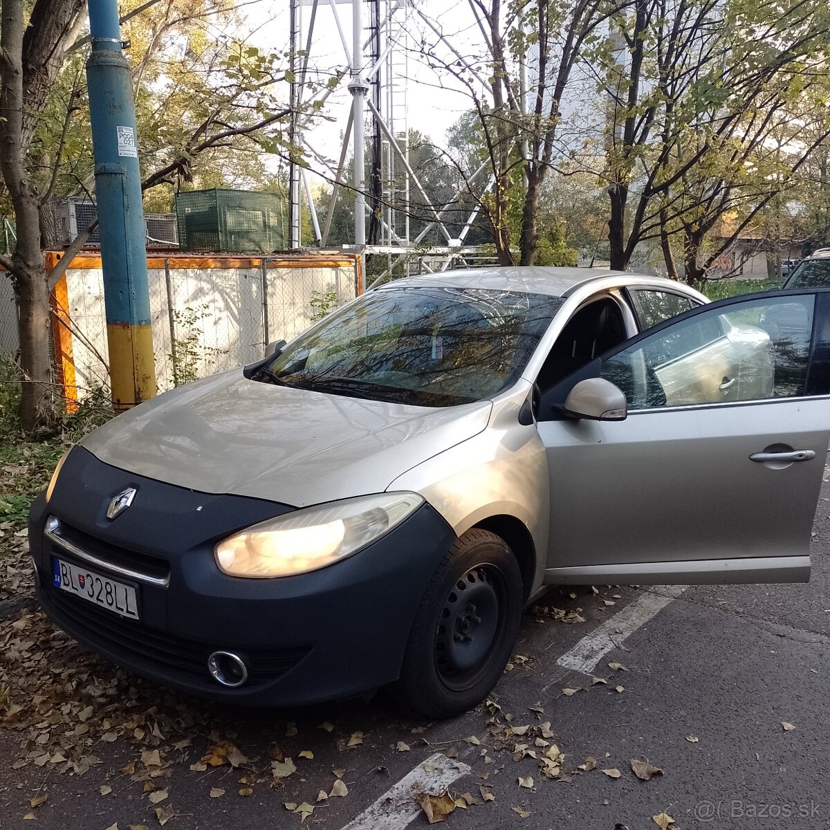 Renault Fluence na súčiastky