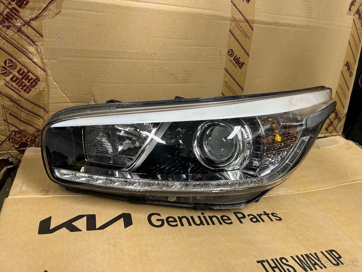 Ľavá lampa Predny svetlomet Kia Ceed 2 II LED xenón