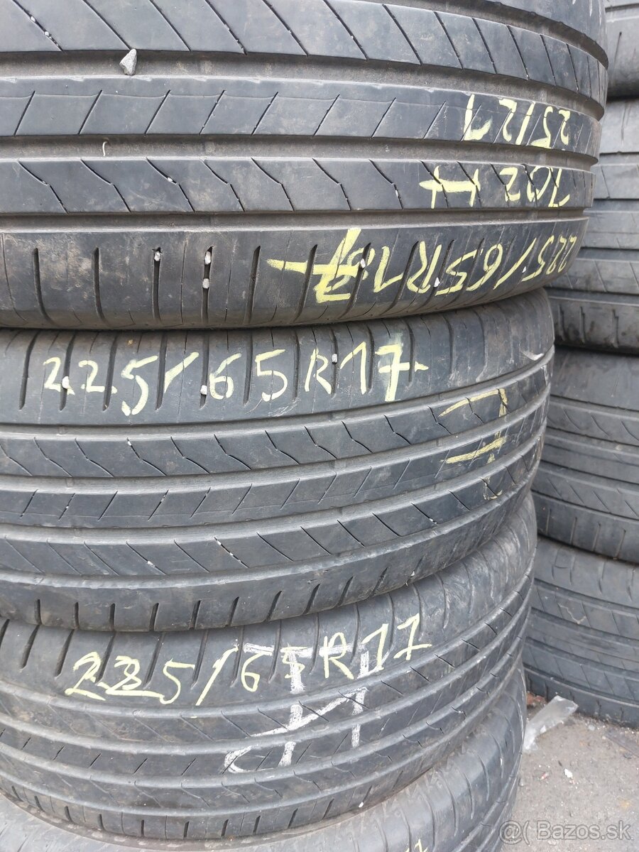 Predam letne pneu 4x 225/65R17 102H Bridgestone