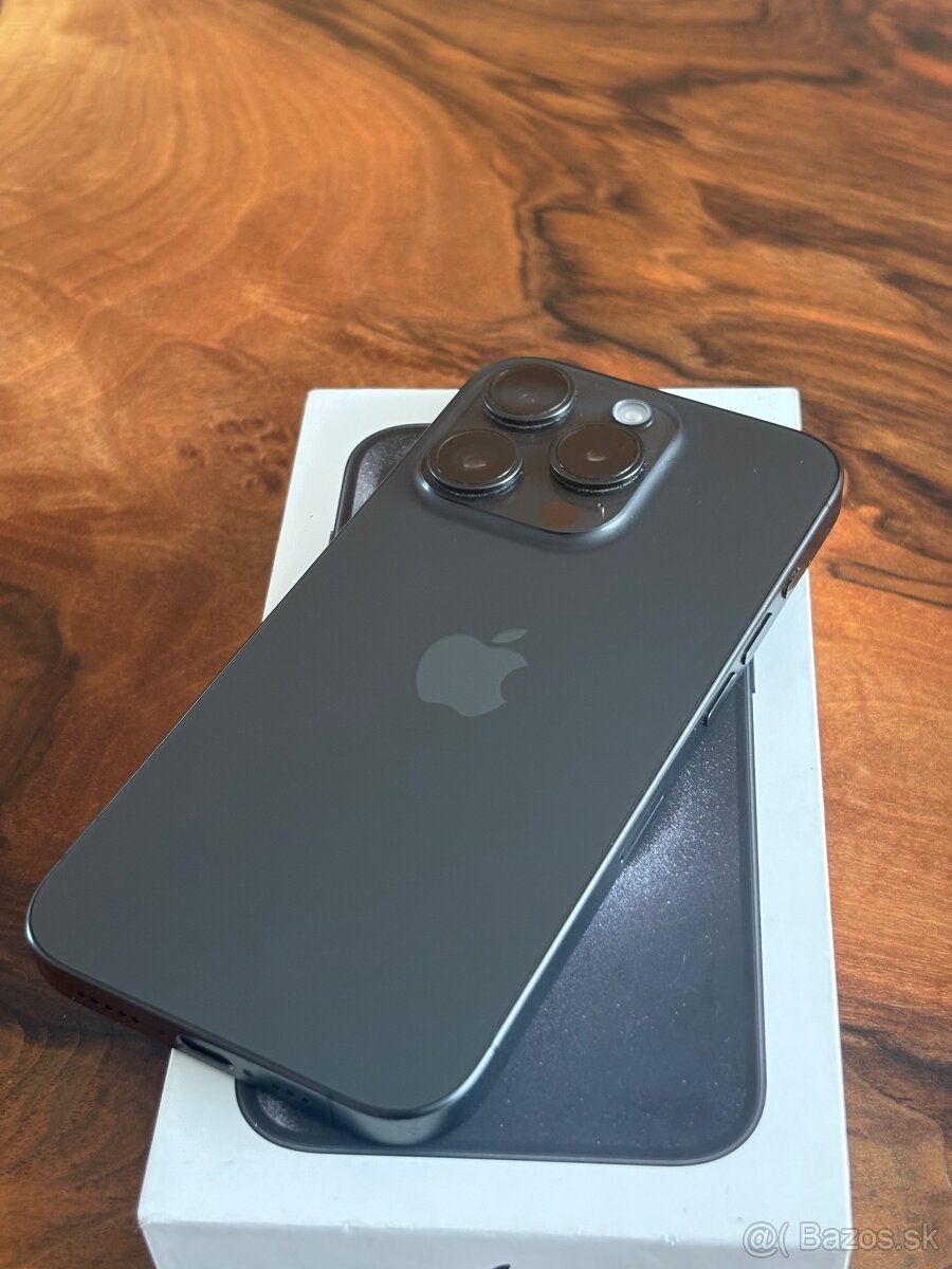 iPhone 15 Pro 256gb Black top stav