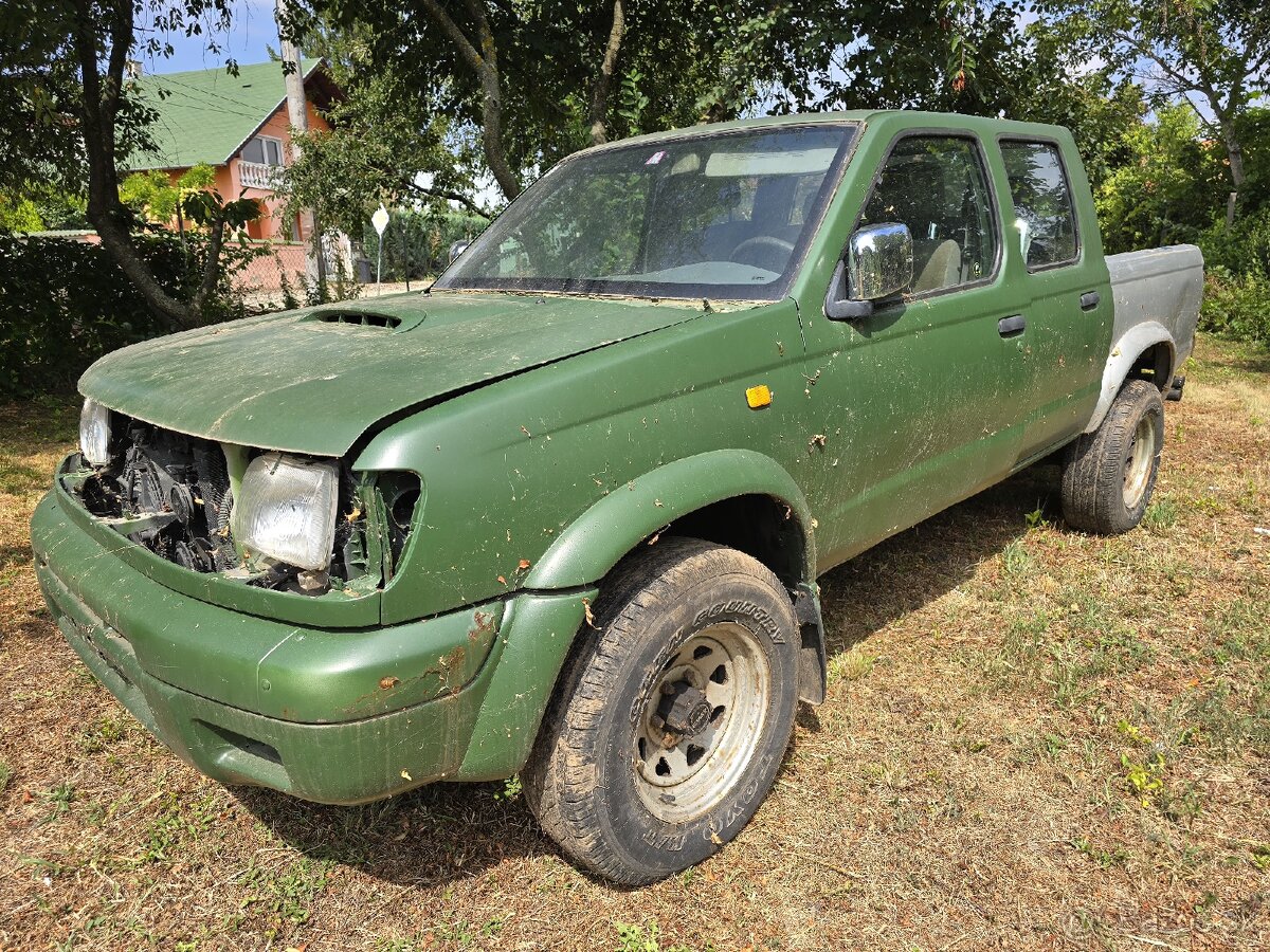 Nissan Navara 2.5 TD