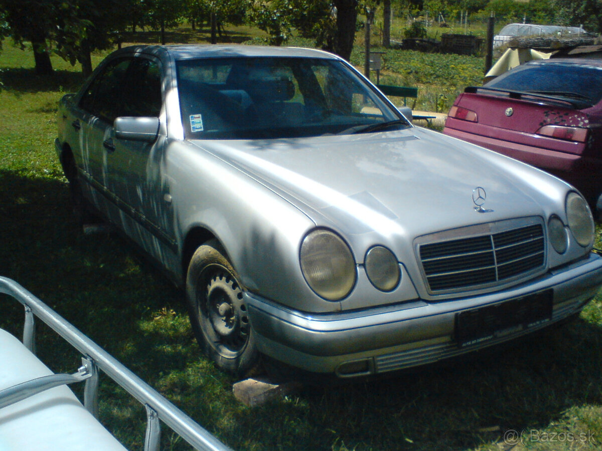 Mercedes W 210 300 D