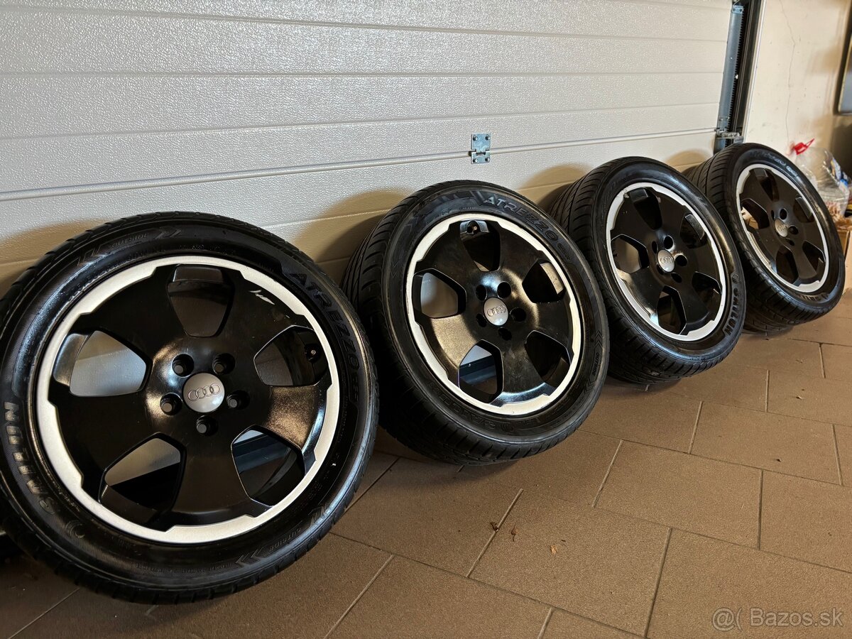 225/50R17 originál letná sada