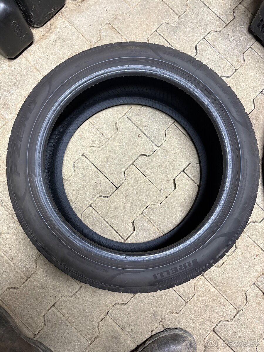 Predam Pirelli P-ZERO (PZ4) 235/45 R18 98 Y XL MFS