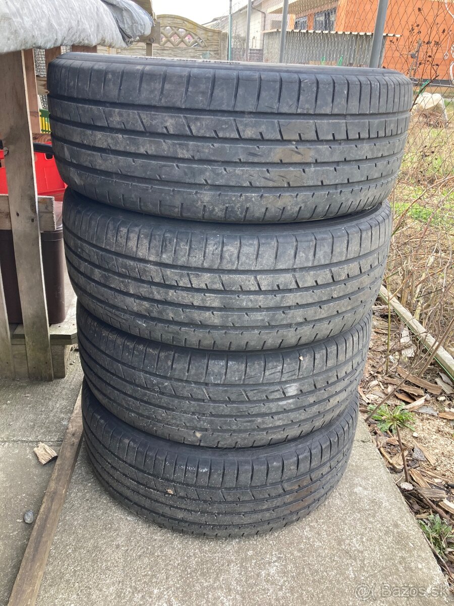 Predam letne pneu Toyo 225/55 r19