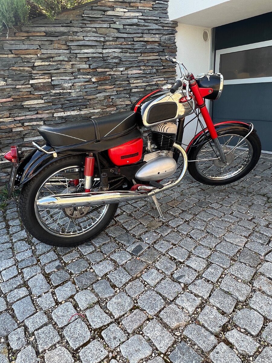 Prodam Jawa 250 Californian s doklady