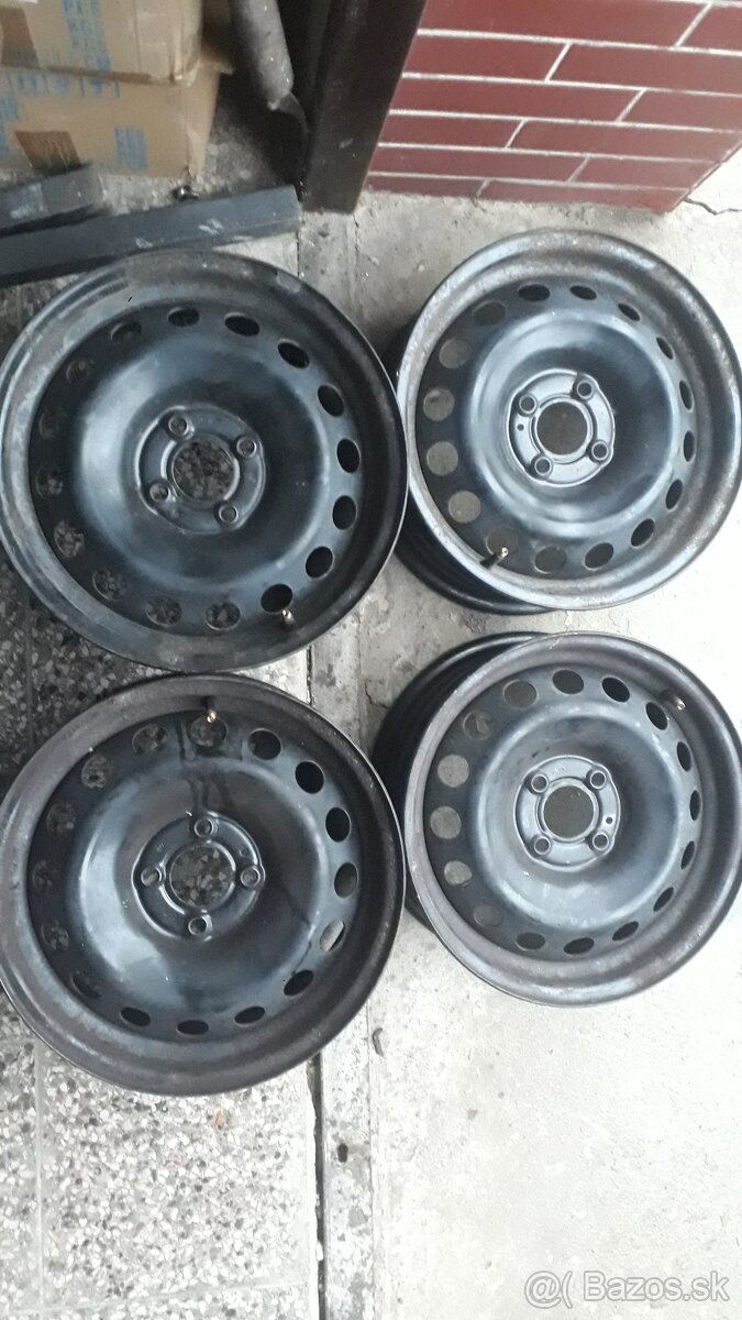 Predam 4 original Renault disky 6J x 15H2 ET 40, 4x100x60